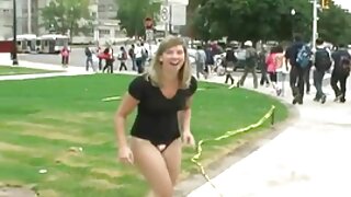 Струнка блондинка русское порно відео з маленькими цицьками Еріка Севілья робить мінет і агресивно скаче на члені