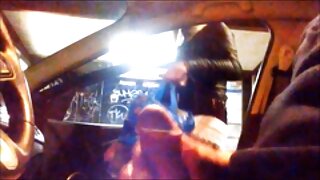 Брудні і противні повії пррно відео Лія Пінк і Сара Джей трахаються в жорсткому анальному трахе втрьох