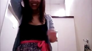 Хтиві балерини Саманта Райан Енджі Севідж обожнюють їсти кицьки порно відео