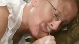 Приваблива безплатний секс відео брюнетка мотика Ніккі Віксон отримує м'ясисту пизду, трахнуту ззаду